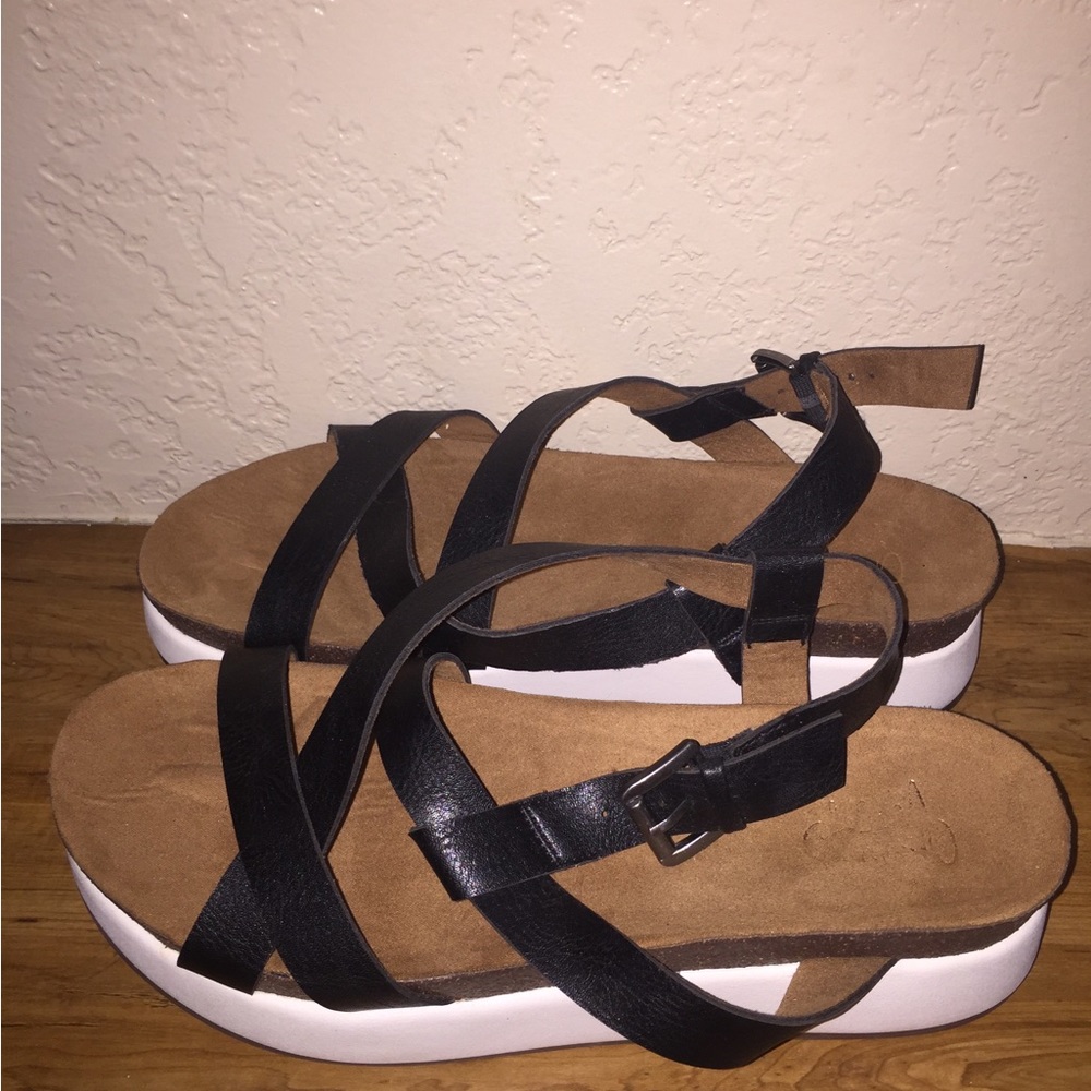 Crown Vintage Platform Sandal Size 9.5